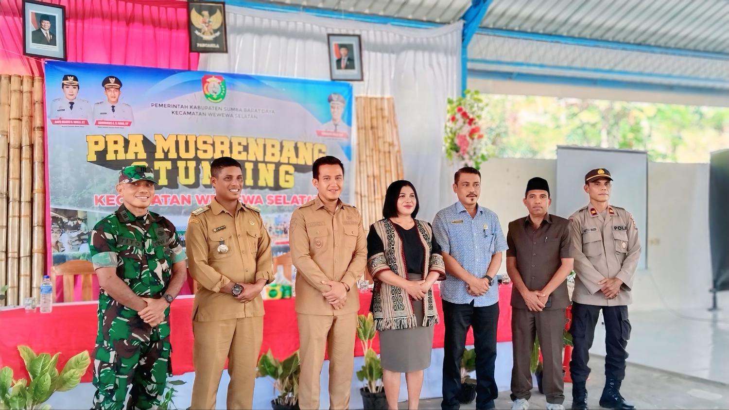 Pembukaan Pra Musrenbang Stunting Kecamatan di Sentra Bambu Wewewa Selatan (Johan Sogara/Lintas Sumba)