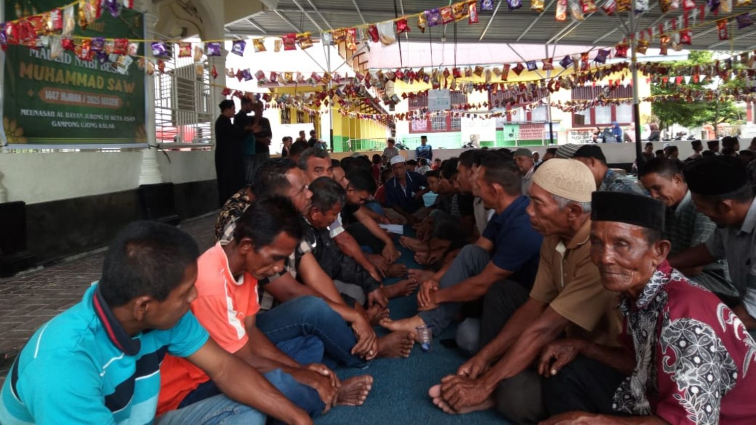 Perayaan Maulid Nabi Muhammad SAW 1447 H/2025 di Meunasah Al-Bayan, Aceh Barat (Muhibbul Jamil/Lintas Sumba)