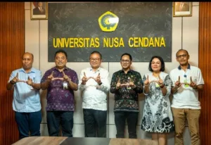 Pose bersama Undana Kupang dan Bank NTT dalam menjalin kemitraan untuk menjawabi tantangan pendidikan tinggi di NTT. (Istimewa/ATL)