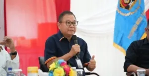 Direktur Utama Bank NTT, Charlie Paulus, saat menjadi pembicara dalam diskusi publik HPN 2026 dan peringatan HUT ke-80 PWI di Aula Rumah Jabatan Gubernur Nusa Tenggara Timur, Sabtu, 21 Februari 2026.(Istimewa)