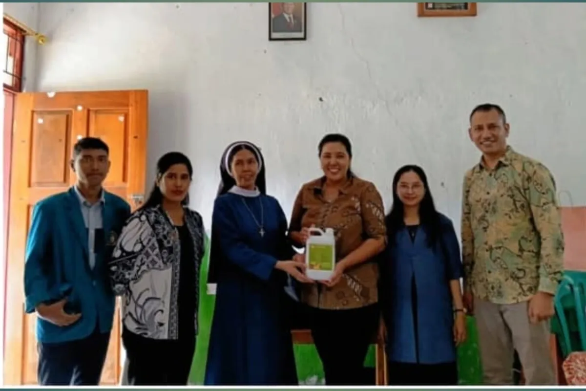 Gandeng UNMARIS, SDK Marsudirini Tambolaka Gelar Workshop Inovasi Teknologi dan Ekologi