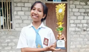Siswi SMAK Sta. Clara Waimarama Raih Juara 1 FLS3N, Bukti Kualitas Sekolah Usia 4 Tahun