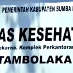 Papan nama Kantor Dinas Kesehatan Kabupaten Sumba Barat Daya (SBD) yang beralamat di Jalan Ir. Soekarno, Kompleks Perkantoran Kadula, Tambolaka (Johan Sogara/Lintas Sumba)