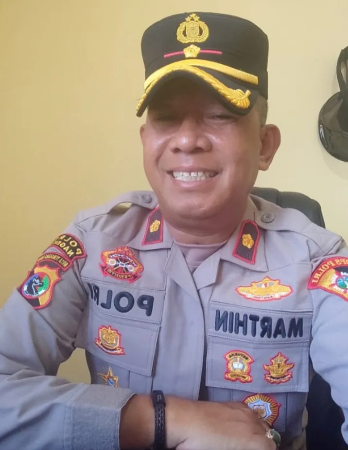 Penindakan Lalu Lintas Bisa Dilakukan Kapan Saja Tanpa Batas Waktu, : Isu Tilang Malam hari Tidak Sesuai Aturan, Wakil Kapolres SBD, itu pemahaman yang keliru