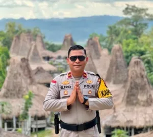 Kapolsek Wewewa Barat IPDA Elfridus Iku Arem Imbau Pemain dan Suporter Jaga Sportivitas serta Kamtibmas di Camat Wewewa Barat Cup I
