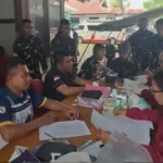 Polsek Umalulu Ikut Karya Bakti dan Donor Darah di HUT ke-1 Yonif TP 876/PLT