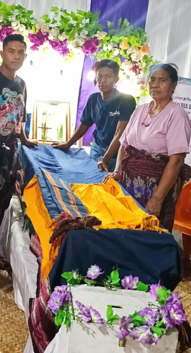 Keluarga Almarhum Lukas Bili Lede Sampaikan Terima Kasih atas Bantuan Berbagai Pihak dalam Pemulangan Jenazah dari Bali ke Sumba
