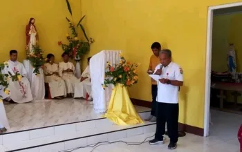 Mewakili Bupati, Kadis Perpustakaan SBD Hadiri Misa Pemberkatan Gereja di Kodi Utara