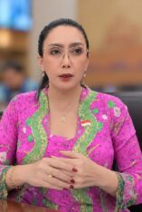 Anggota DPR RI, Rieke Diah Pitaloka, desak KPK usut tuntas dugaan korupsi dana siap pakai di lingkungan BNPB. Ia mendorong penerapan hukuman mati terhadap pelaku (Johan Sogara/Lintas Sumba)